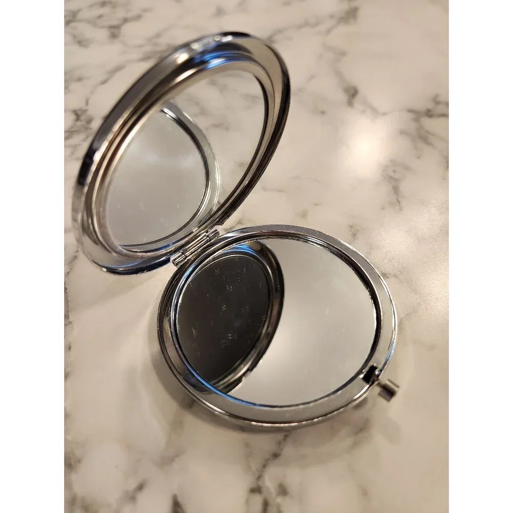 Compact Makeup Mirror With Puerto P Nasco & Flower Embellishment